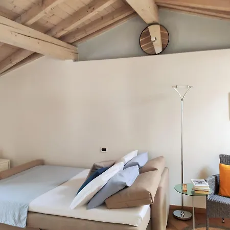 The Tiny House At Mergozzo, A Stone's Throw Away From Lago Maggiore *