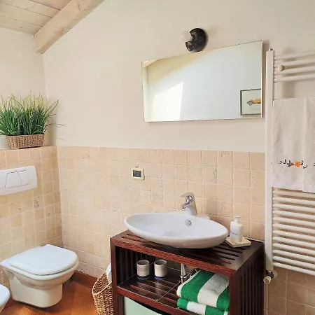The Tiny House At Mergozzo, A Stone's Throw Away From Lago Maggiore Mergozzo