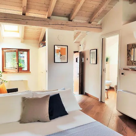 The Tiny House At Mergozzo, A Stone's Throw Away From Lago Maggiore